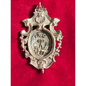 Reliquiario con framm. di 3 Santi e cioè  Francesco Saverio, Borgia, Ignazio di Loyola