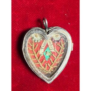 Reliquiario in argento a forma di cuore di San Tommaso d'Acquino Vescovo 