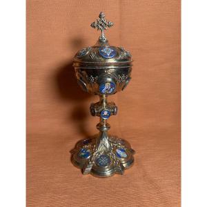 Pisside di stile francese dei primi dell'800 in argento massiccio con cammei a smalti policromi