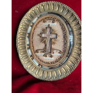 Quadro reliquiario contenente croce di cristallo con frammento della S.Croce e altre 4 reliquie