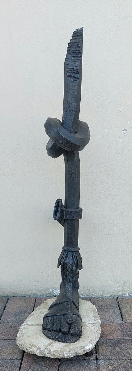 Gamba con caliga e armatura in ferro – elemento scultoreo decorativo-photo-2