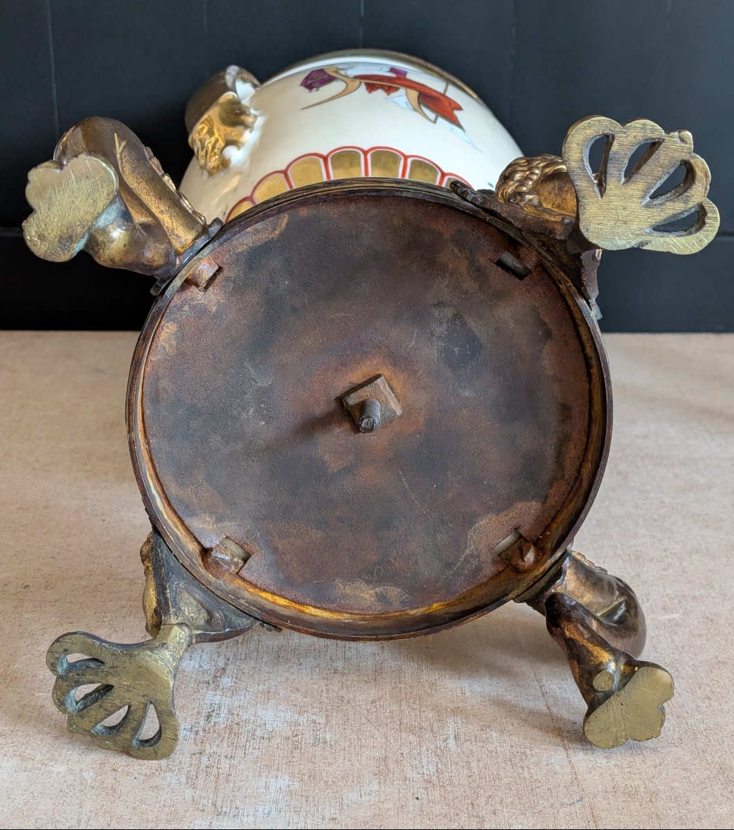 Coppia di vasi ad anfora in porcellana e bronzo – Stile Neoclassico, XIX Secolo-photo-7