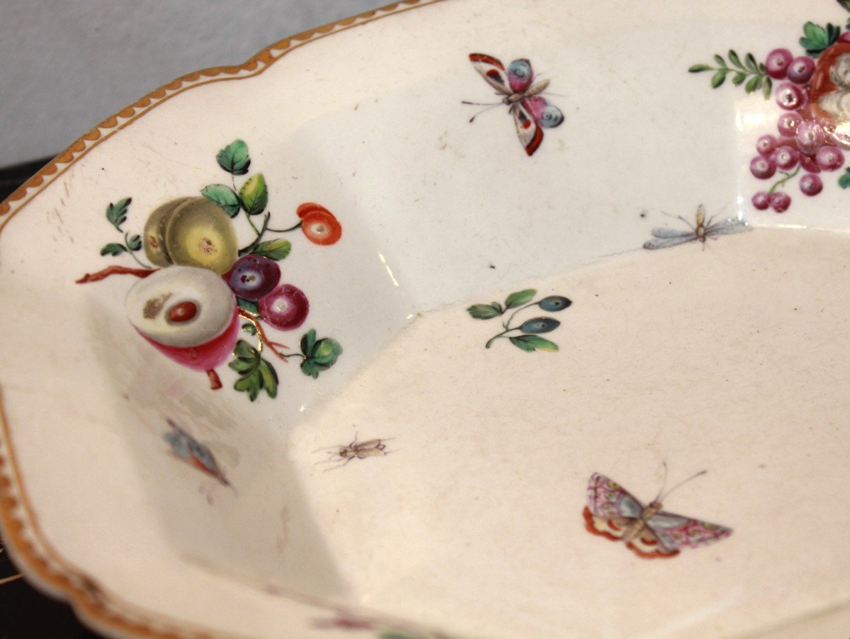 Vassoio in porcellana con decori naturalistici  Inghilterra XVIII sec. -photo-4
