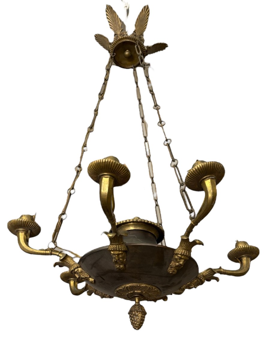 Lampadario in bronzo, stile impero. 