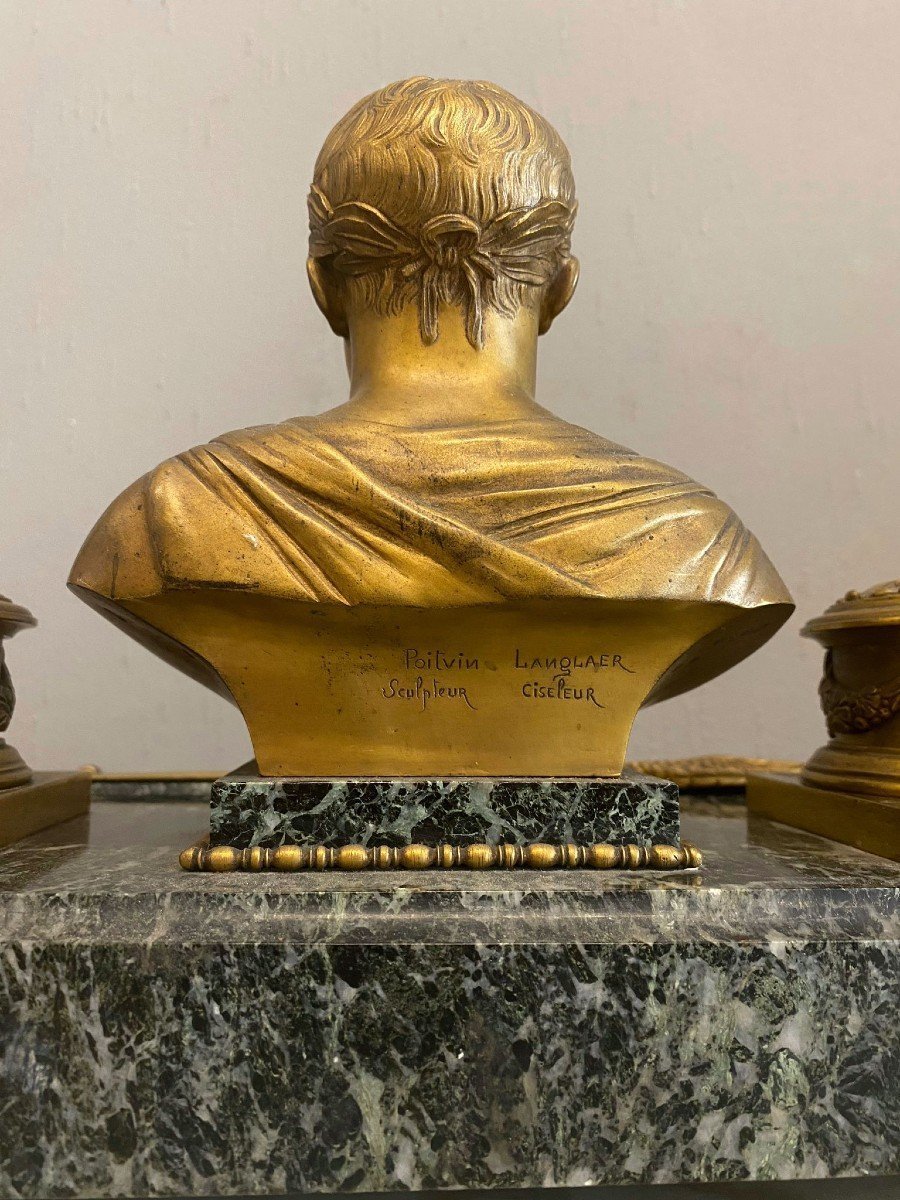 Calamaio in bronzo dorato e marmo.-photo-1