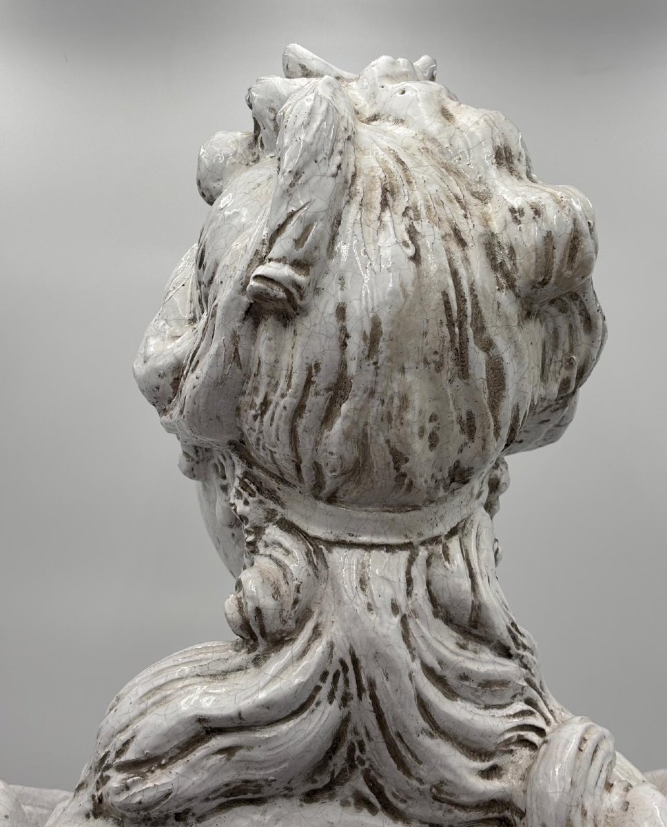 Grande busto  raffigurante Diana, terracotta invetriata bianca fine del XIX secolo-photo-4