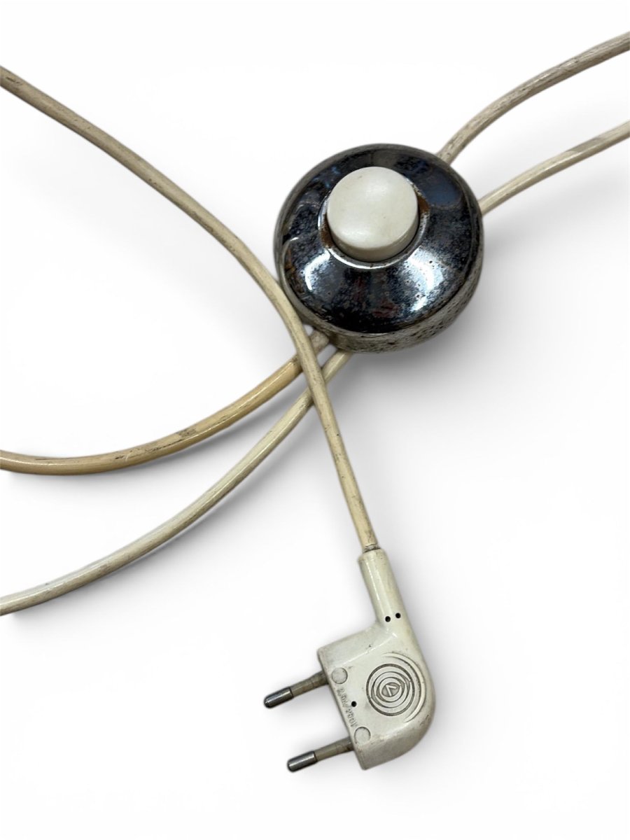 Lampada da terra italiana anni 60 in metallo cromato e vetro opalino – produzione Milano-photo-2