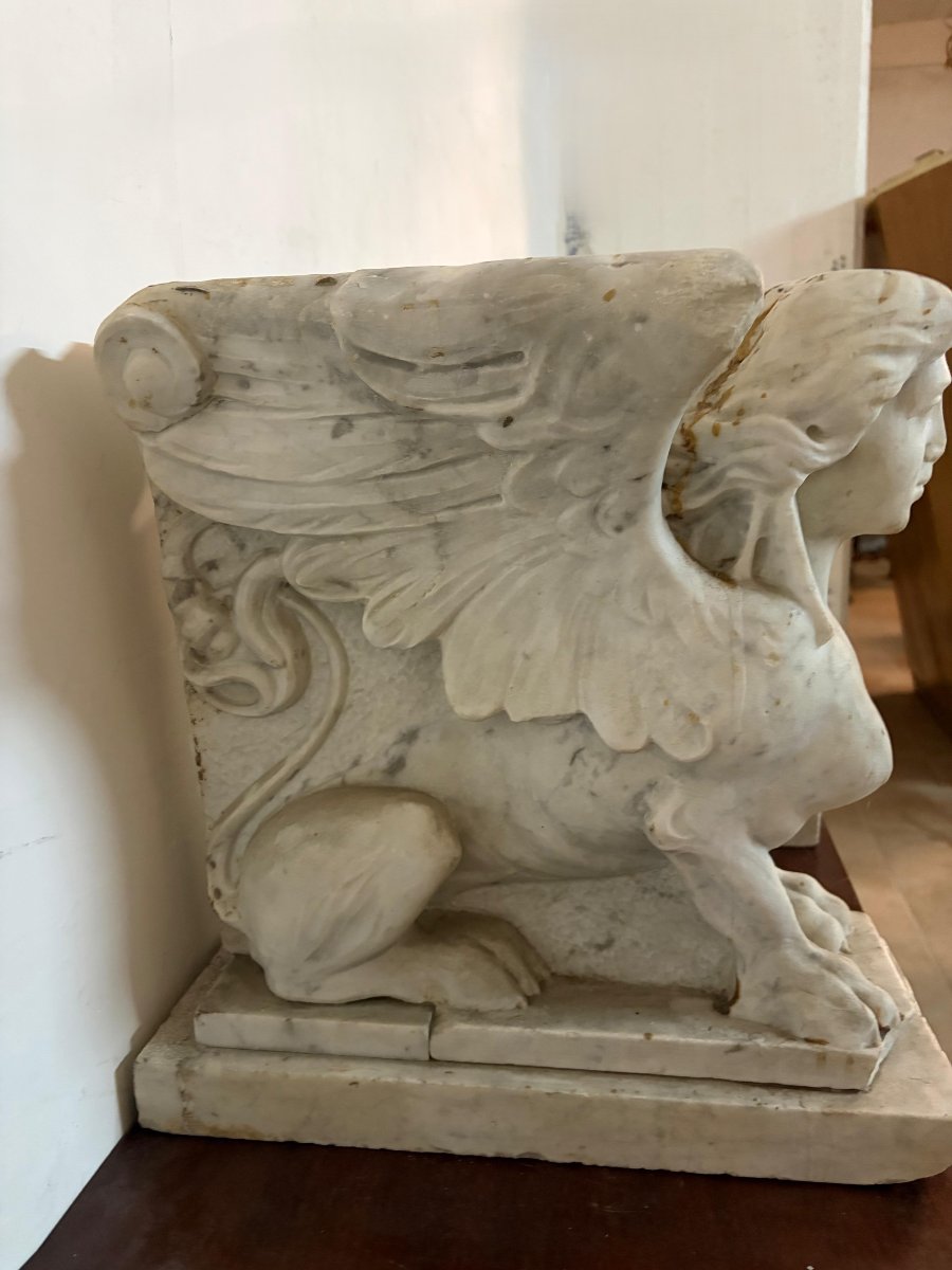 Coppia di sfingi alate in marmo – Seconda metà del XVIII secolo-photo-2