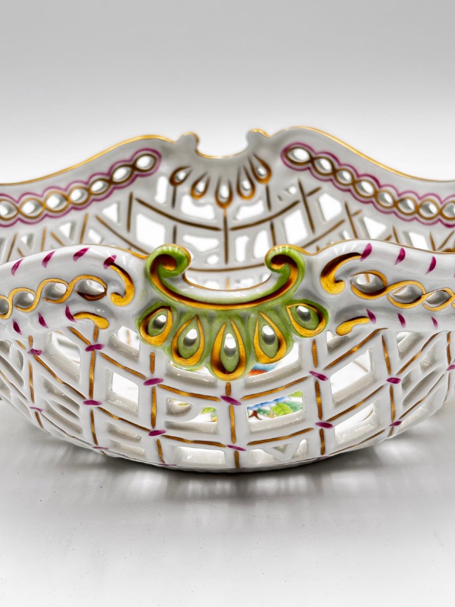 Cestino traforato in porcellana Herend,  Ungheria, seconda metà del XX secolo.-photo-3