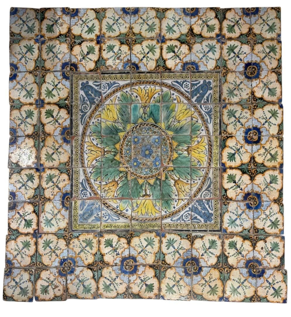 Pavimento in Maiolica Antica con Rosone Centrale –" Fabbrica Privileggiata dei Colonnesi" – ca.