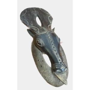 Maschera africana in legno 