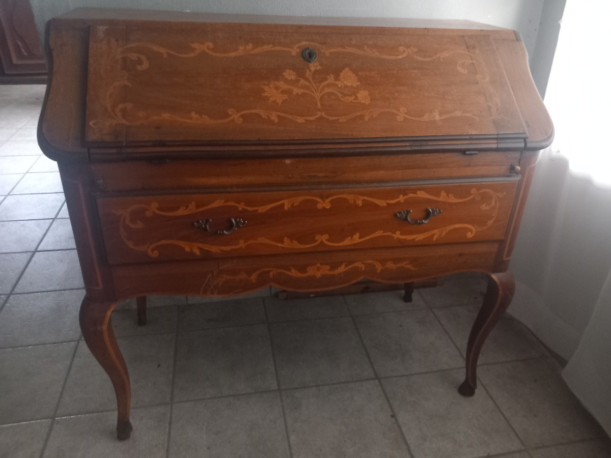  Scrittoio piemontese Luigi XV 