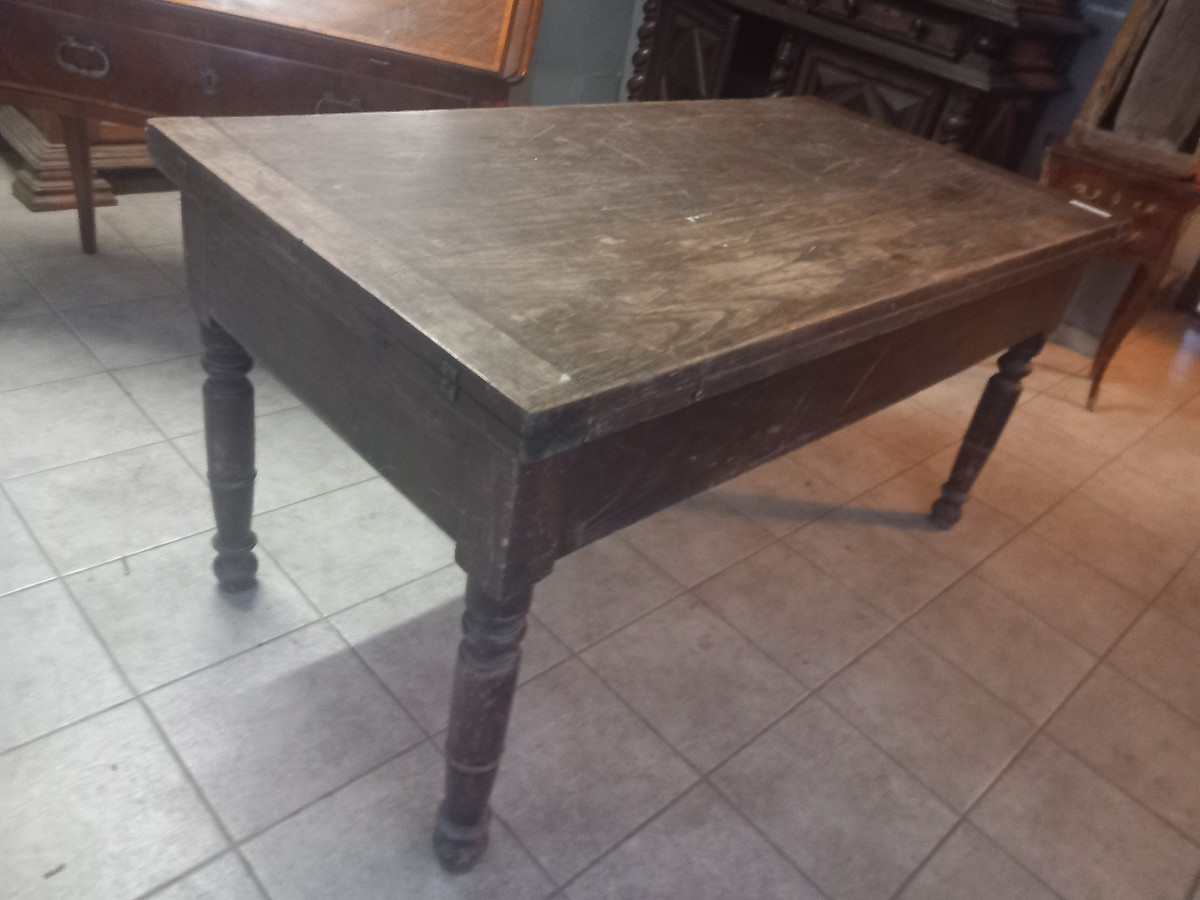 Tavolo in noce, '800