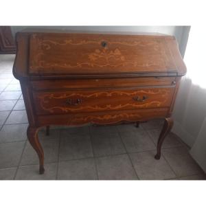 Ribalta in noce, Luigi XV,  Centro Italia 