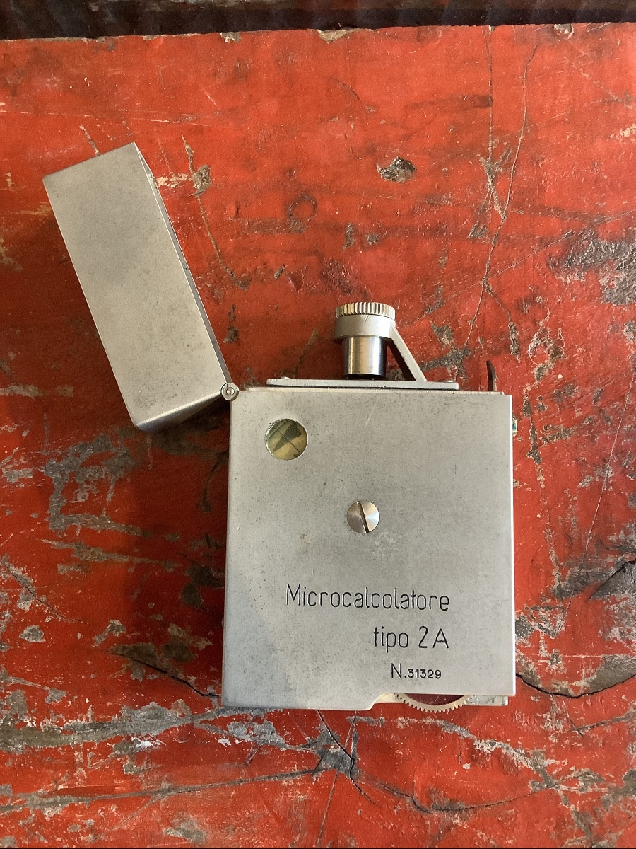 Microcalcolatore in metallo tipo 2A  Ep 1950-photo-2