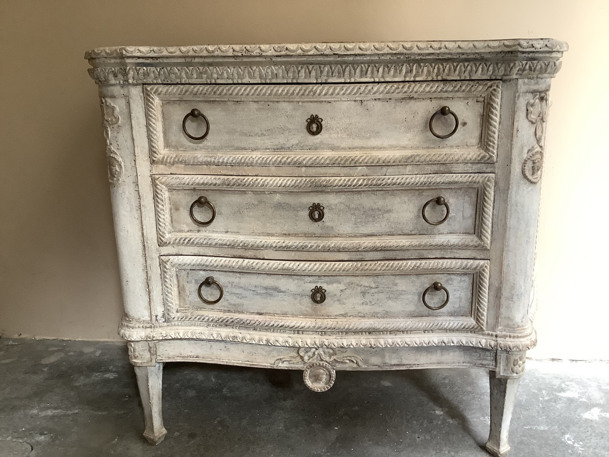 Piccolo cassettoncino tre cassetti in legno massiccio Ep fine 800 Francia