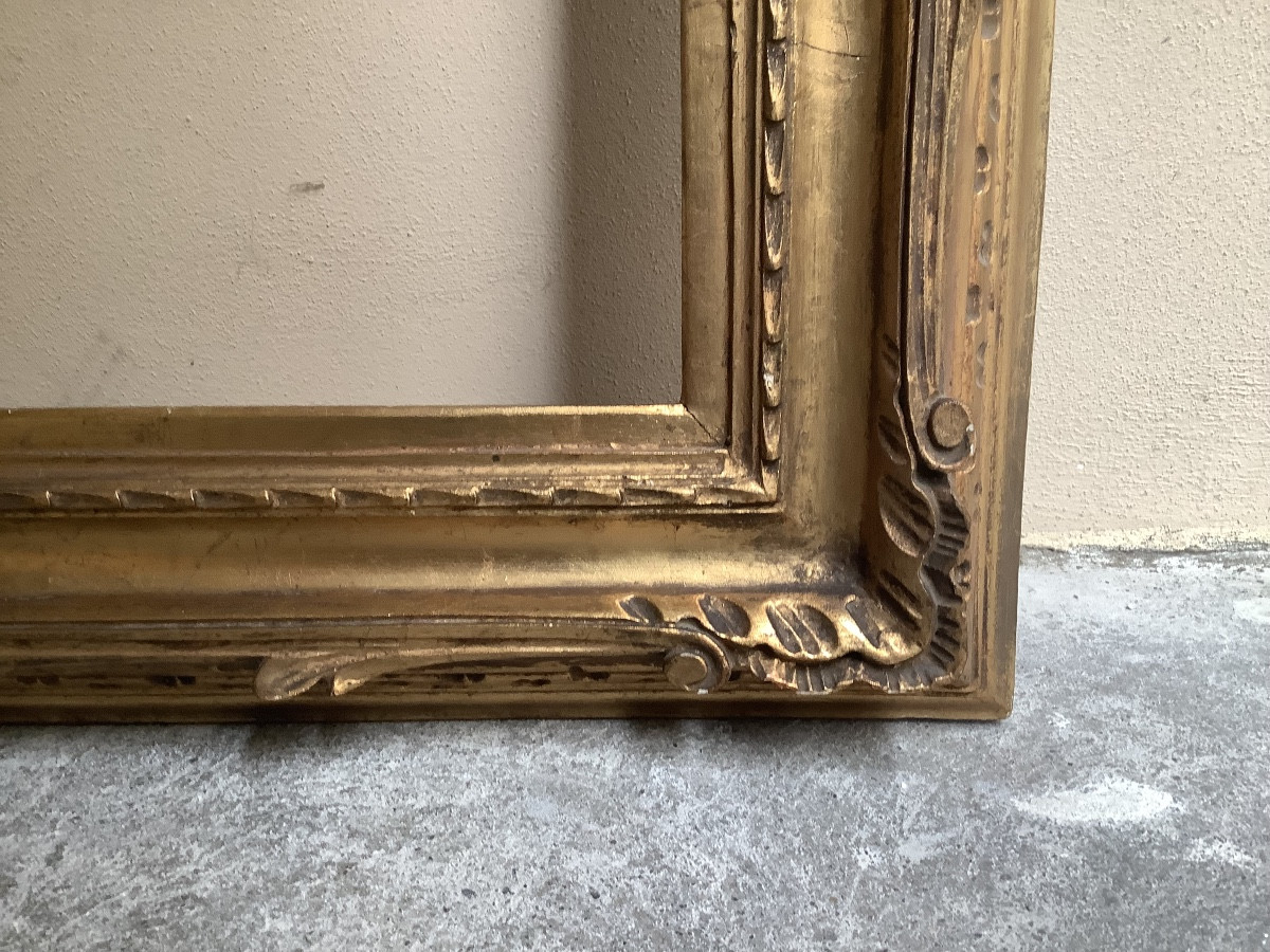 Cornice in legno dorato e intagliato con motivi a foglia Ep fine 800-photo-1