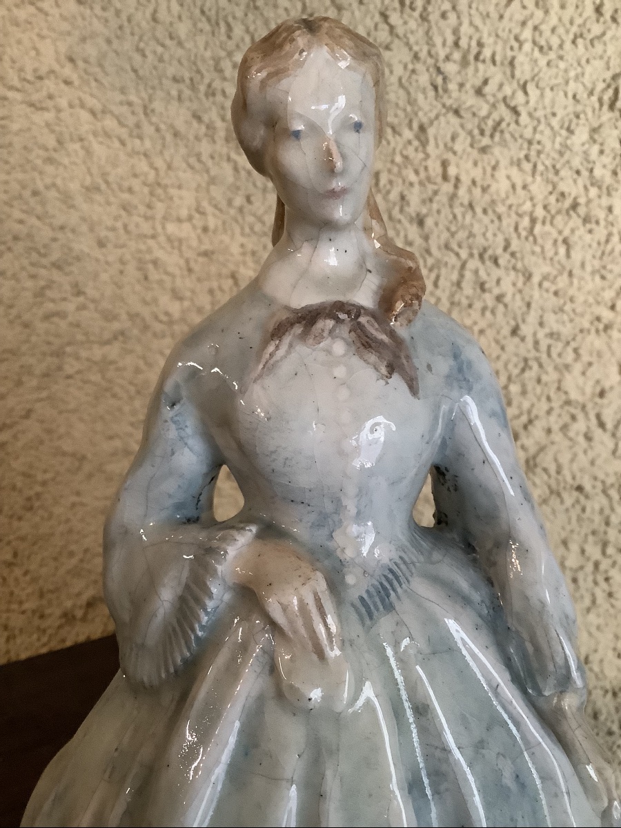 Dama in ceramica francese firmata Lachenal 1925