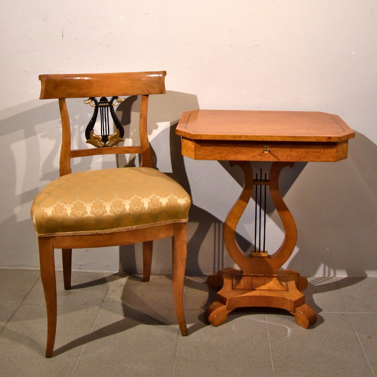 Coppia di sedie con schienale a lira Biedermeier, Germania XIX secolo-photo-3