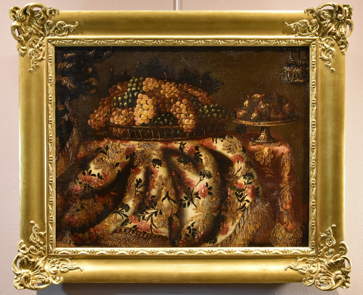 Natura morta con tappeto, uva e fichi, Antonio Gianlisi II, detto il Cremonese (1677 - 1727)