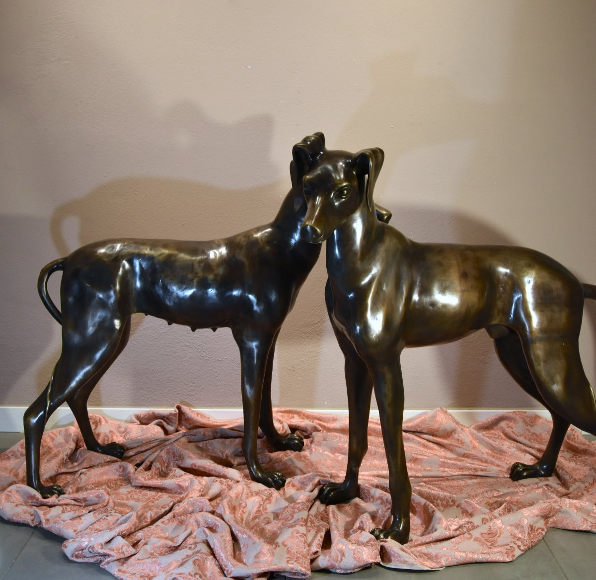 Coppia di levrieri Art Déco in bronzo,  Francia XX secolo-photo-4