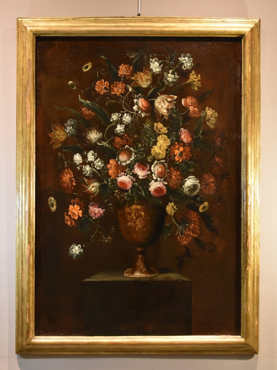 Andrea Scacciati (Firenze 1642–1710) Composizione di fiori entro vaso sbalzato (1 di 3)