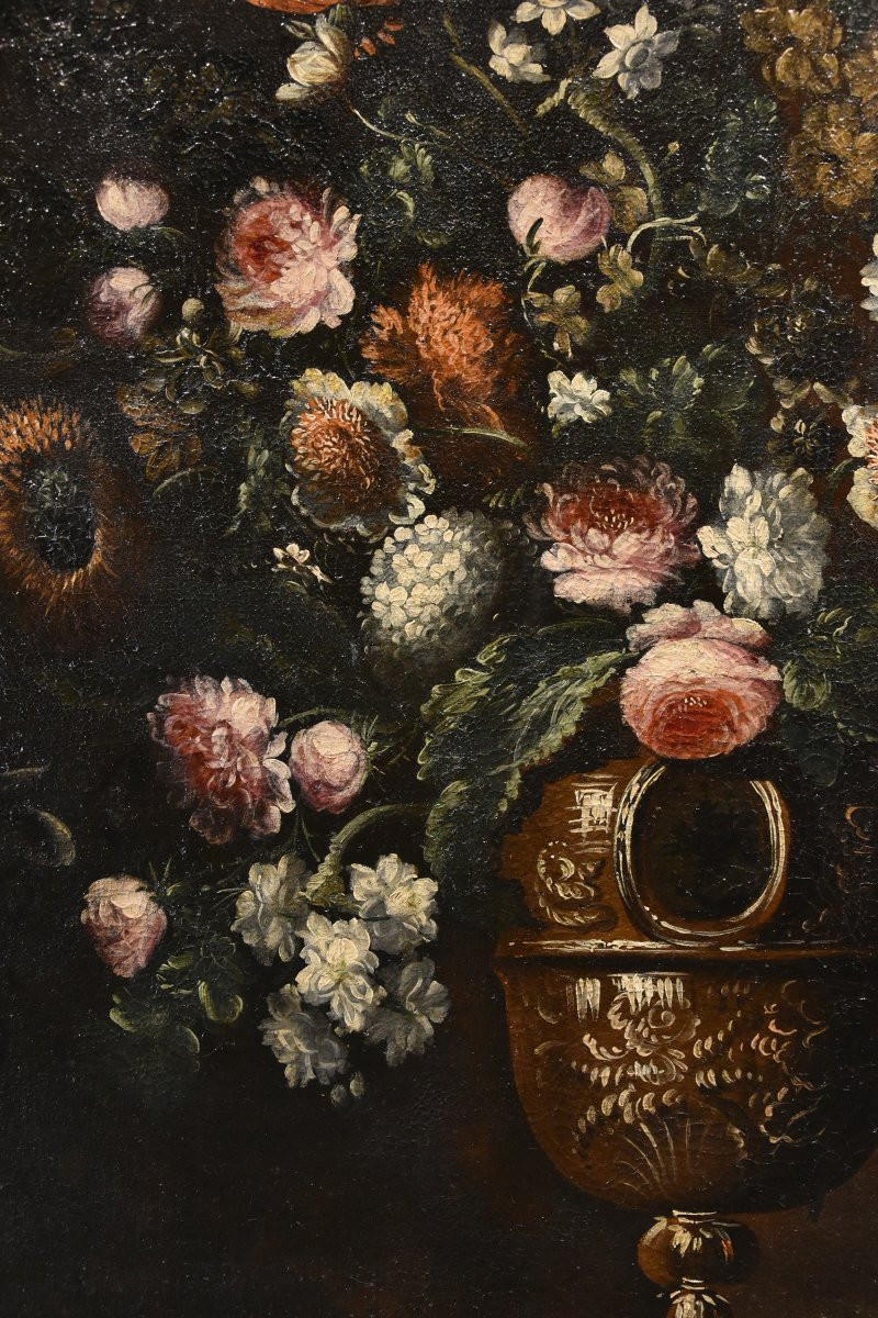 Andrea Scacciati (Firenze 1642 – 1710) Composizione di fiori entro vaso sbalzato (3 di 3)-photo-3