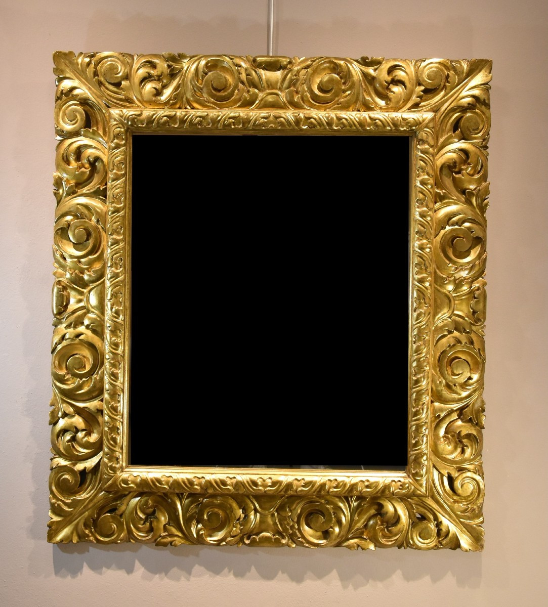 Grande specchiera fiorentina dei primi del Settecento