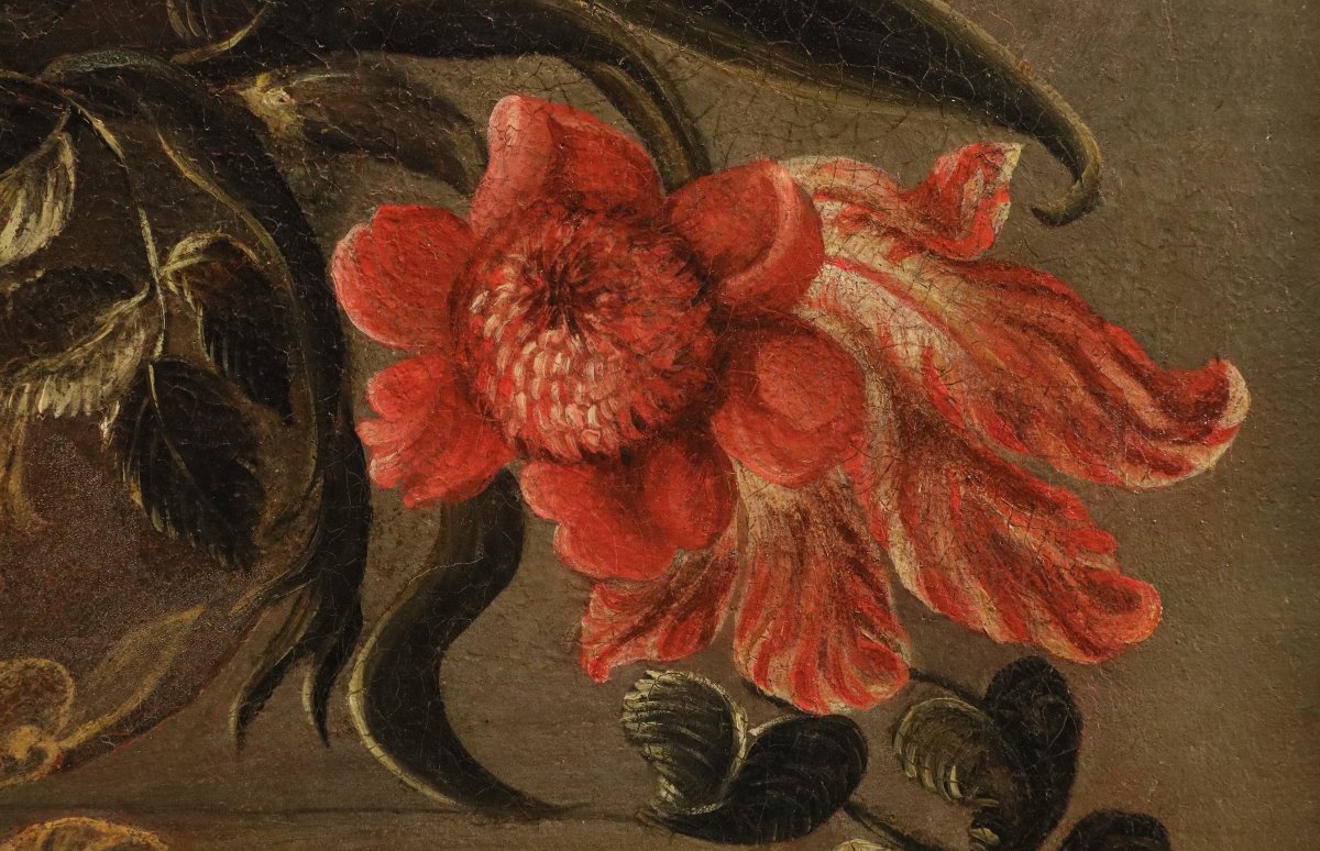 Maestro dei vasi a grottesche (Roma, XVII secolo), Composizione di fiori in vaso rinascimentale-photo-2