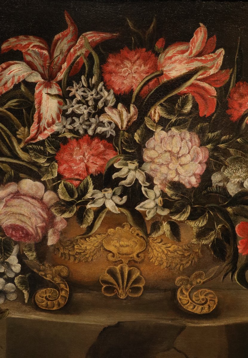Maestro dei vasi a grottesche (Roma, XVII secolo), Composizione di fiori in vaso rinascimentale-photo-6