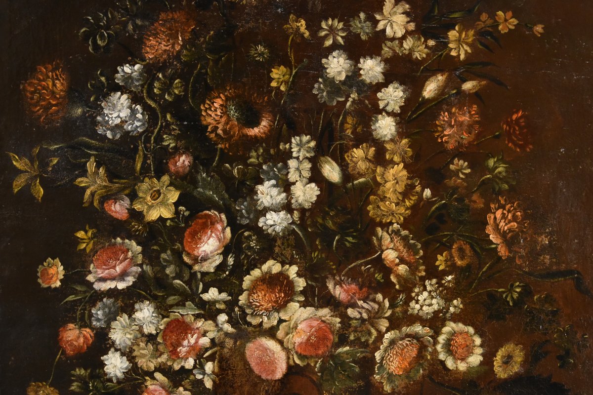 Andrea Scacciati (Firenze 1642 – 1710) Composizione di fiori entro vaso sbalzato (2 di 3)-photo-2