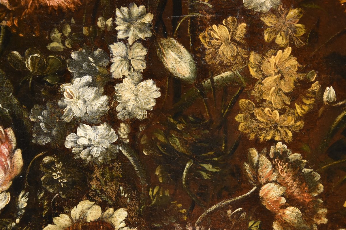 Andrea Scacciati (Firenze 1642 – 1710) Composizione di fiori entro vaso sbalzato (2 di 3)-photo-5