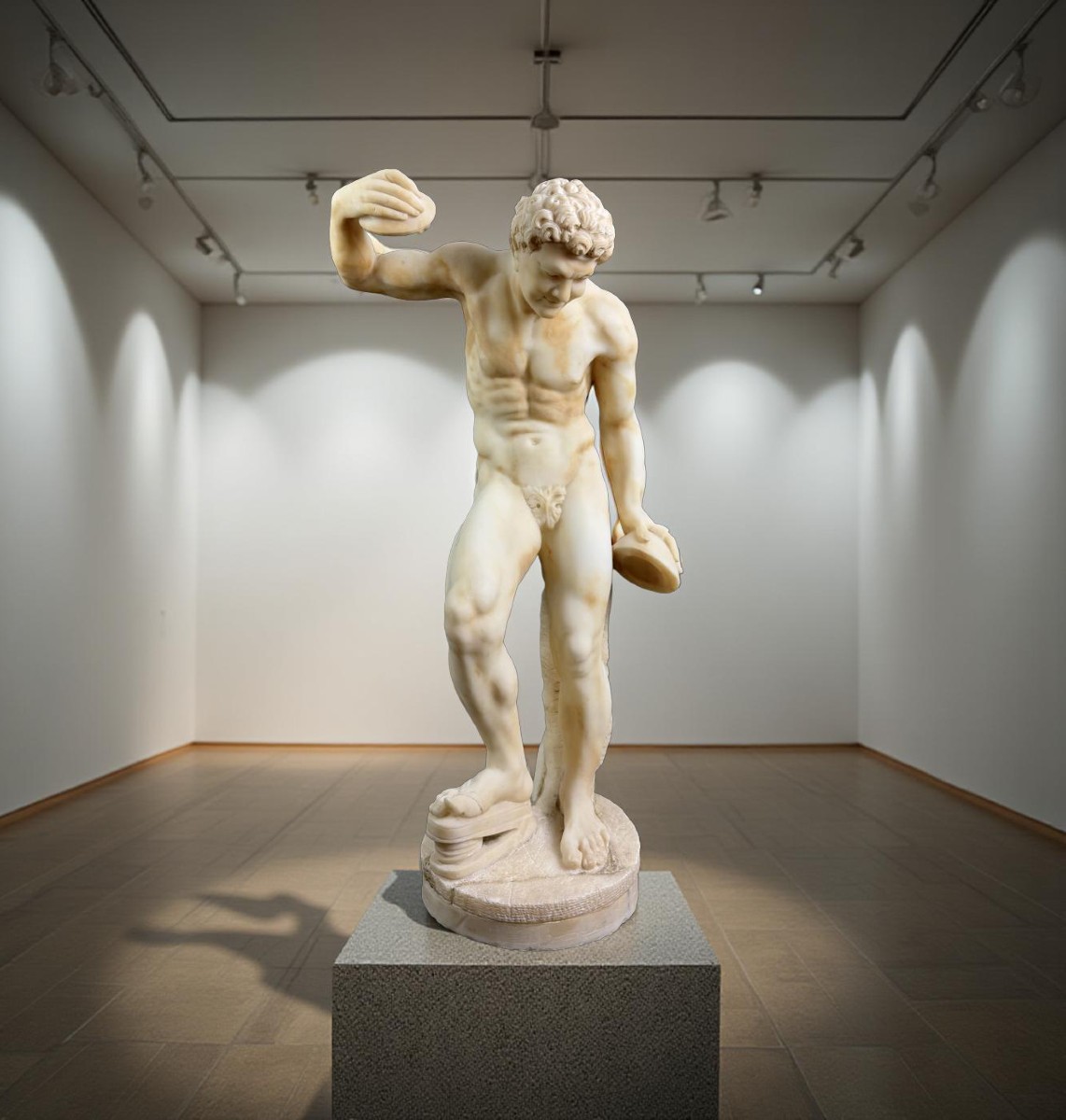 Grande Scultura in Alabastro di Volterra Satiro con Cimbali XIX secolo