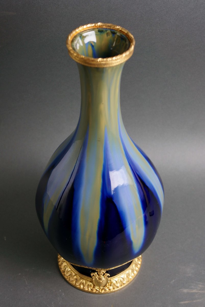 Gustave de Bruyn Vaso in Ceramica smaltata e Bronzo Dorato Art Decò-photo-2