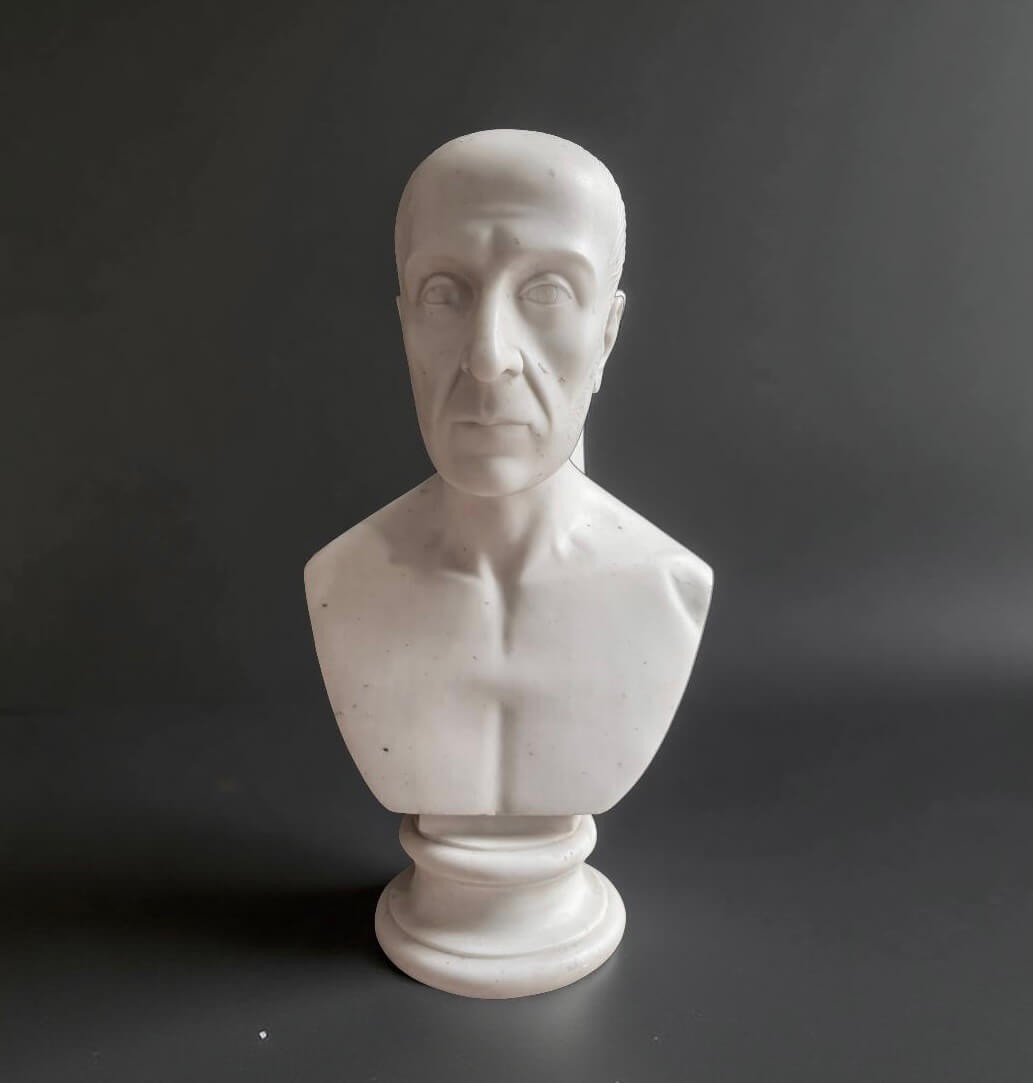 Busto Maschile Neoclassico in Marmo di Carrara inizi XIX secolo -photo-2