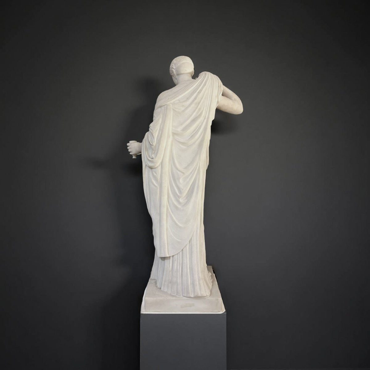 Imponente Scultura Neoclassica in Marmo Venere Genitrice XIX secolo-photo-3