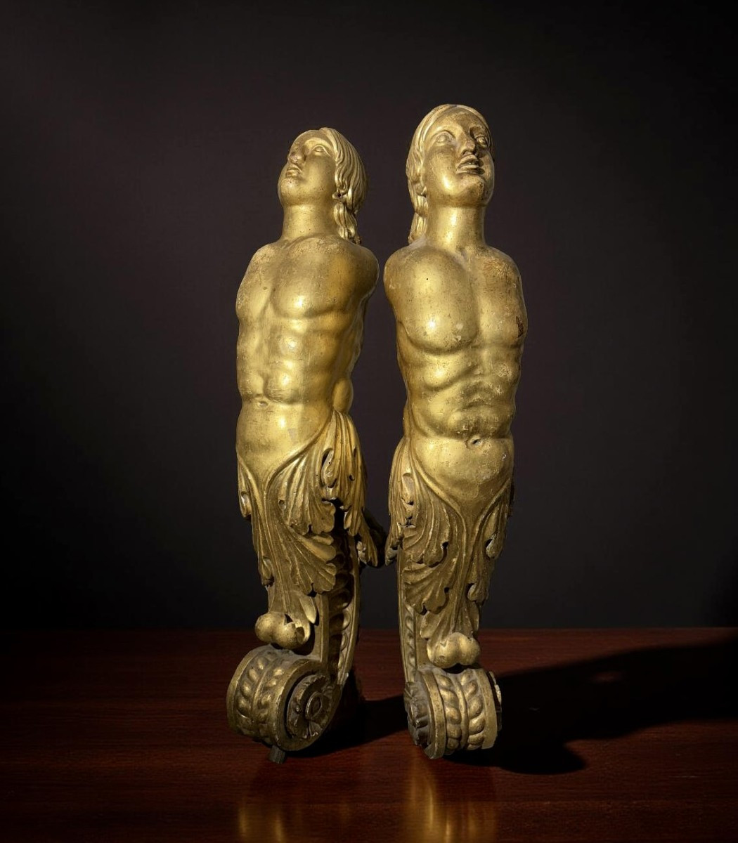 Coppia di Grandi Cariatidi in Legno Dorato Sculture Barocche XVII