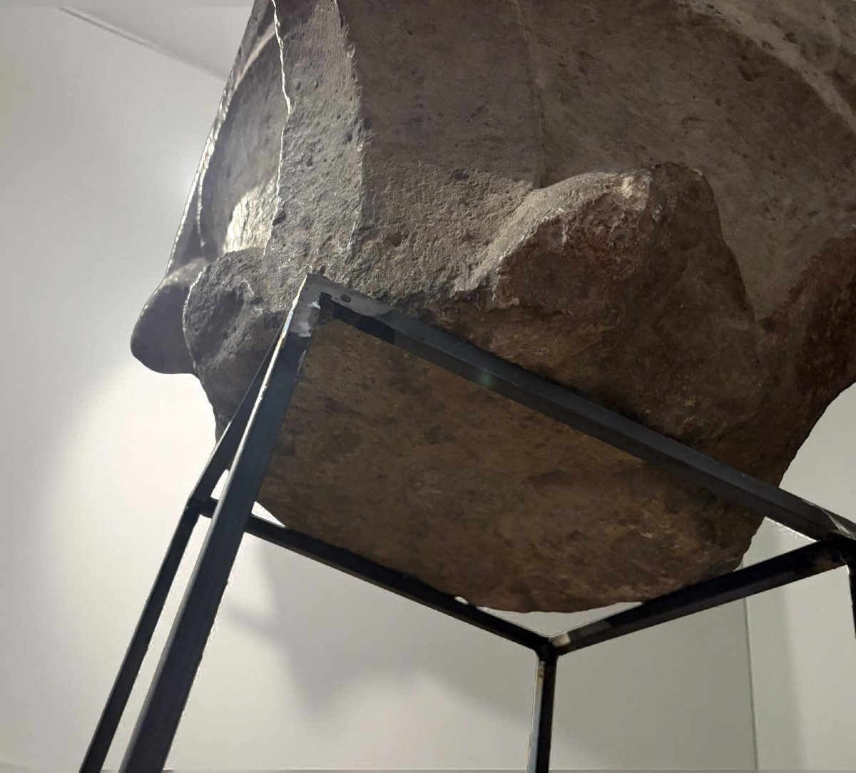 Capitello Medievale in Pietra Lombardia XIV-XV secolo-photo-4