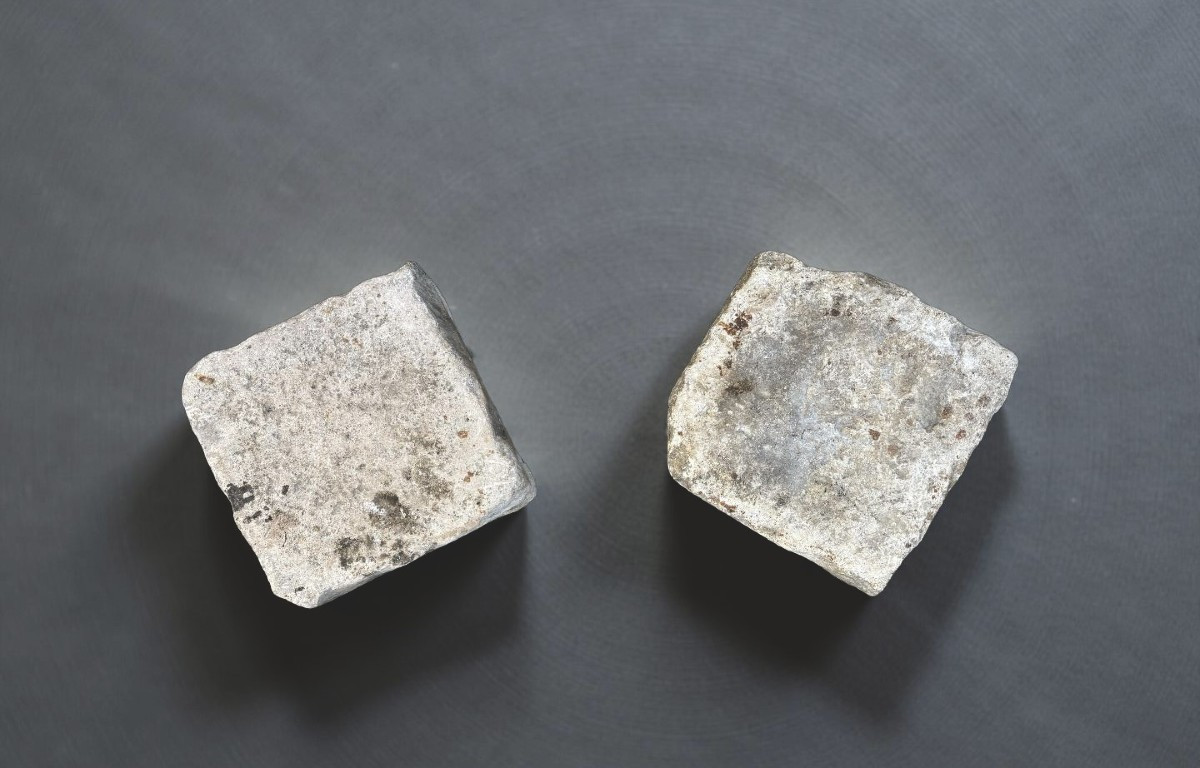 Coppia di Capitelli Medievali in Marmo di Zandobbio XII secolo-photo-5