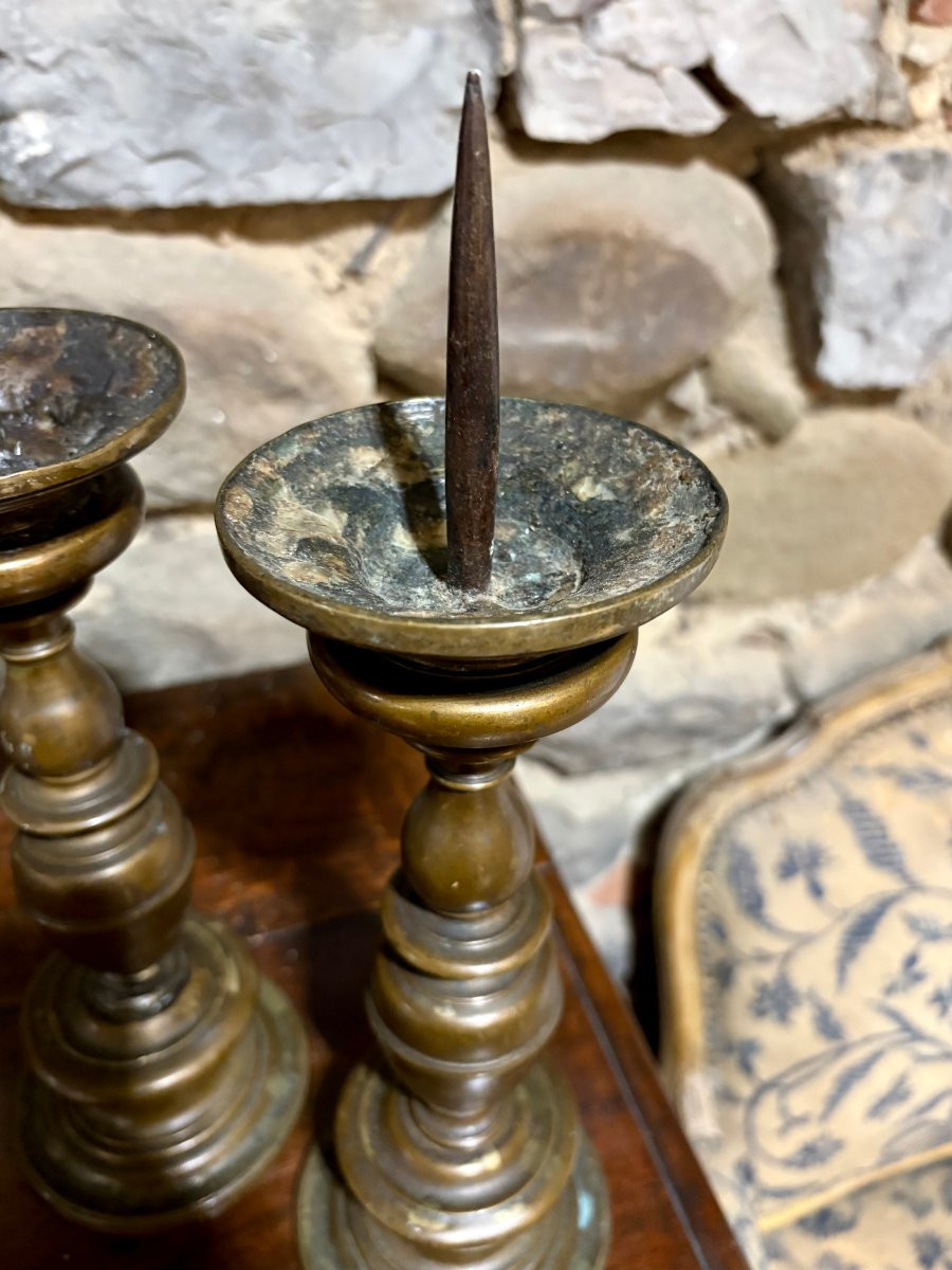 Coppia di Candelieri a Rocchetto in Bronzo Firenze XVII-photo-2