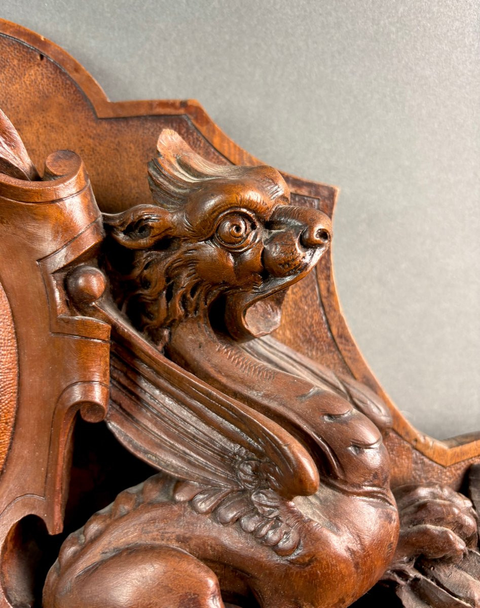 Grande Cornice Neorinascimentale in Noce con Stemma "Siena 1893"-photo-3