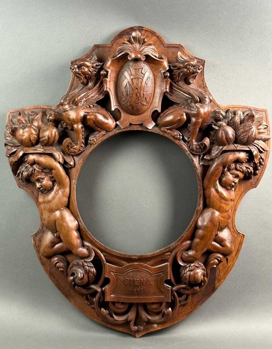 Grande Cornice Neorinascimentale in Noce con Stemma "Siena 1893"