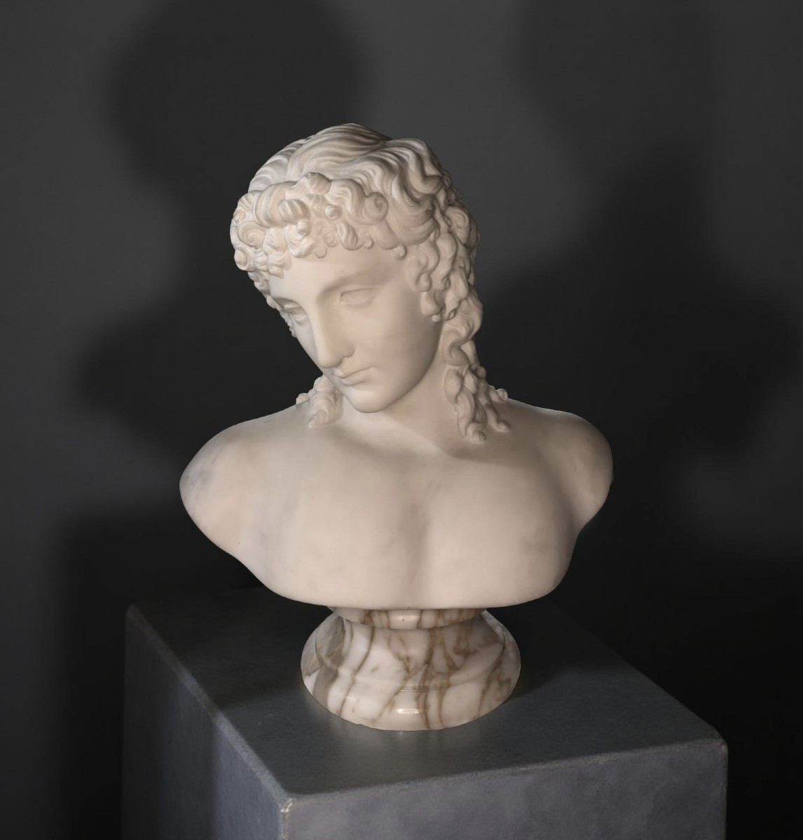 Grande Busto in Marmo dell'Eros di Centocelle Bottega Romana XIX secolo