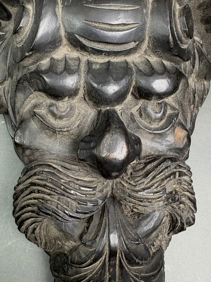 Coppia di Mensole Neorinascimentali a Mascheroni Grotteschi XIX secolo-photo-1