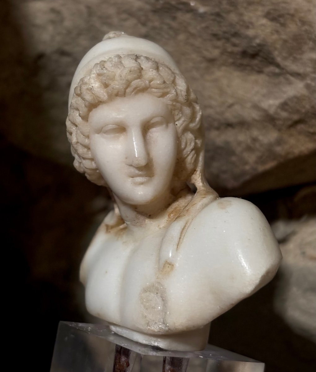 Piccolo Busto Manierista In Marmo di Attis XVI secolo-photo-3