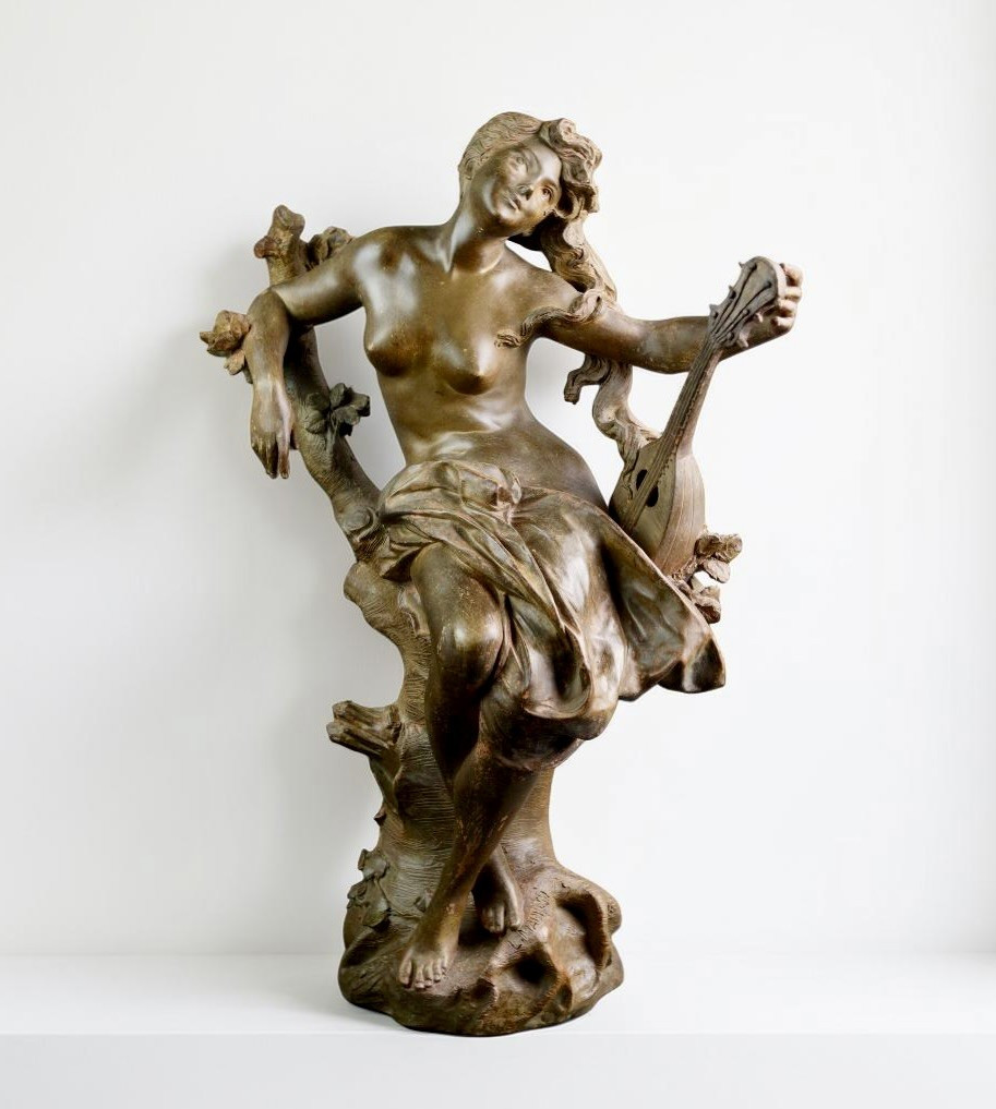 Luca Madrassi (1848-1919) Grande Scultura in Terracotta Art Nouveau