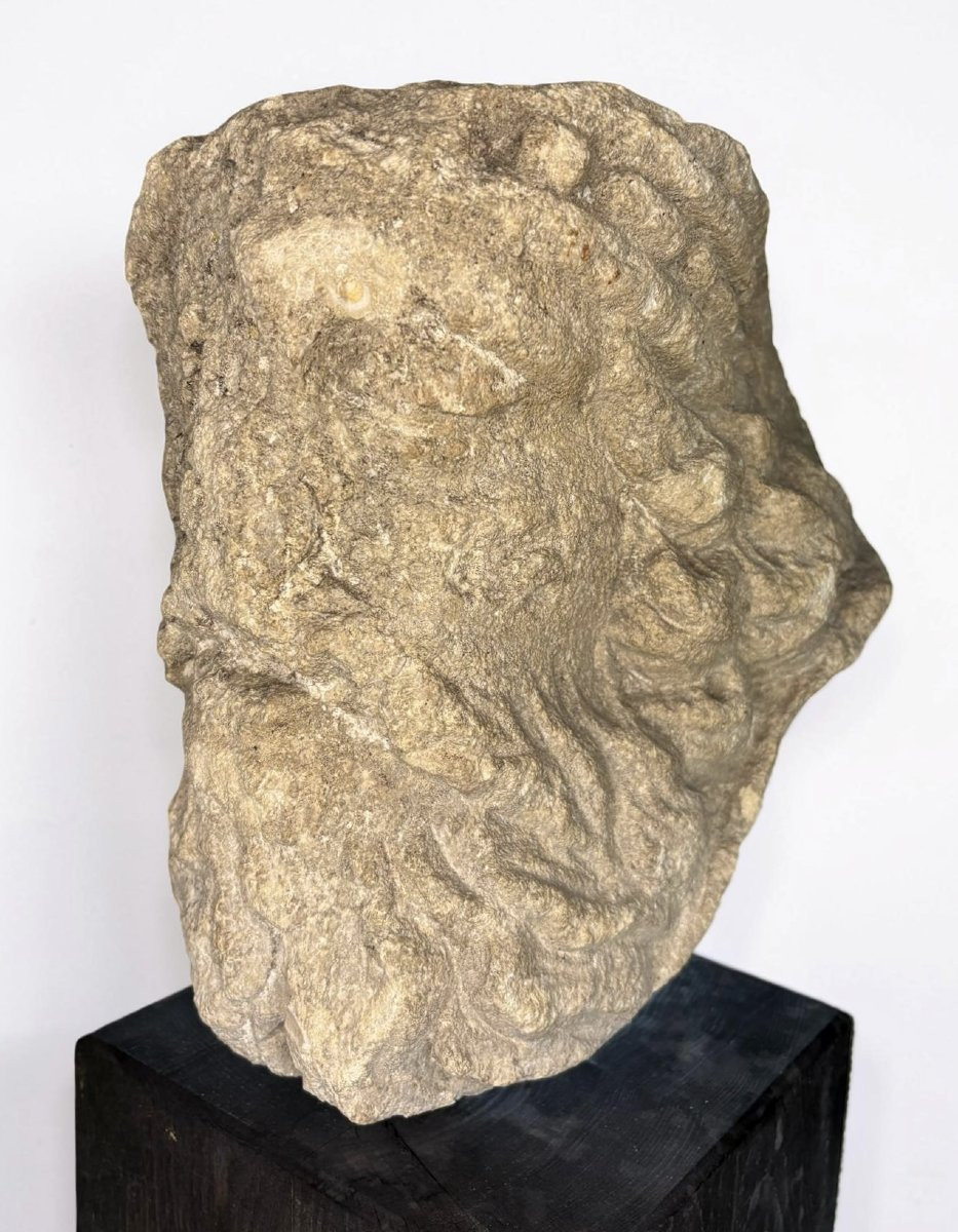 Testa Coronata medievale in Pietra Calcarea Francia XIII-XIV secolo-photo-3