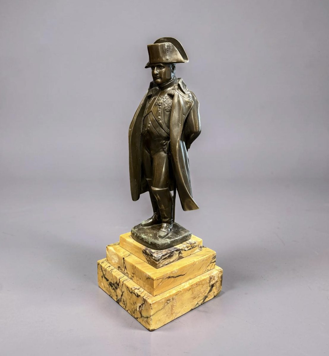 Scultura in Bronzo di Napoleone Bonaparte dopo Pradier XIX secolo-photo-4