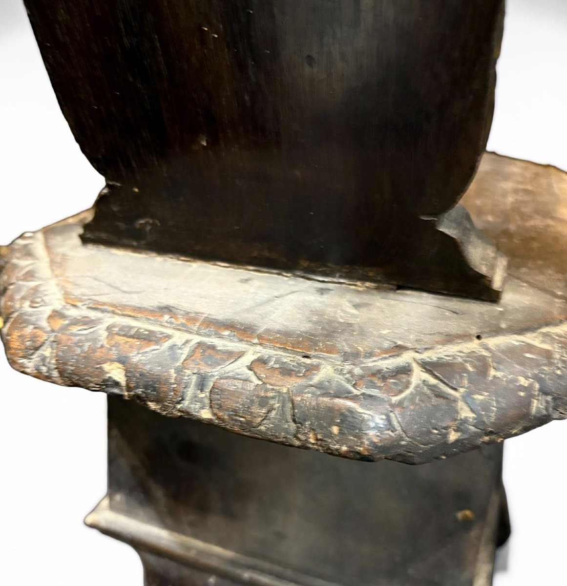 Coppia di Sedie Rinascimentali o Scranni con Stemma -photo-1