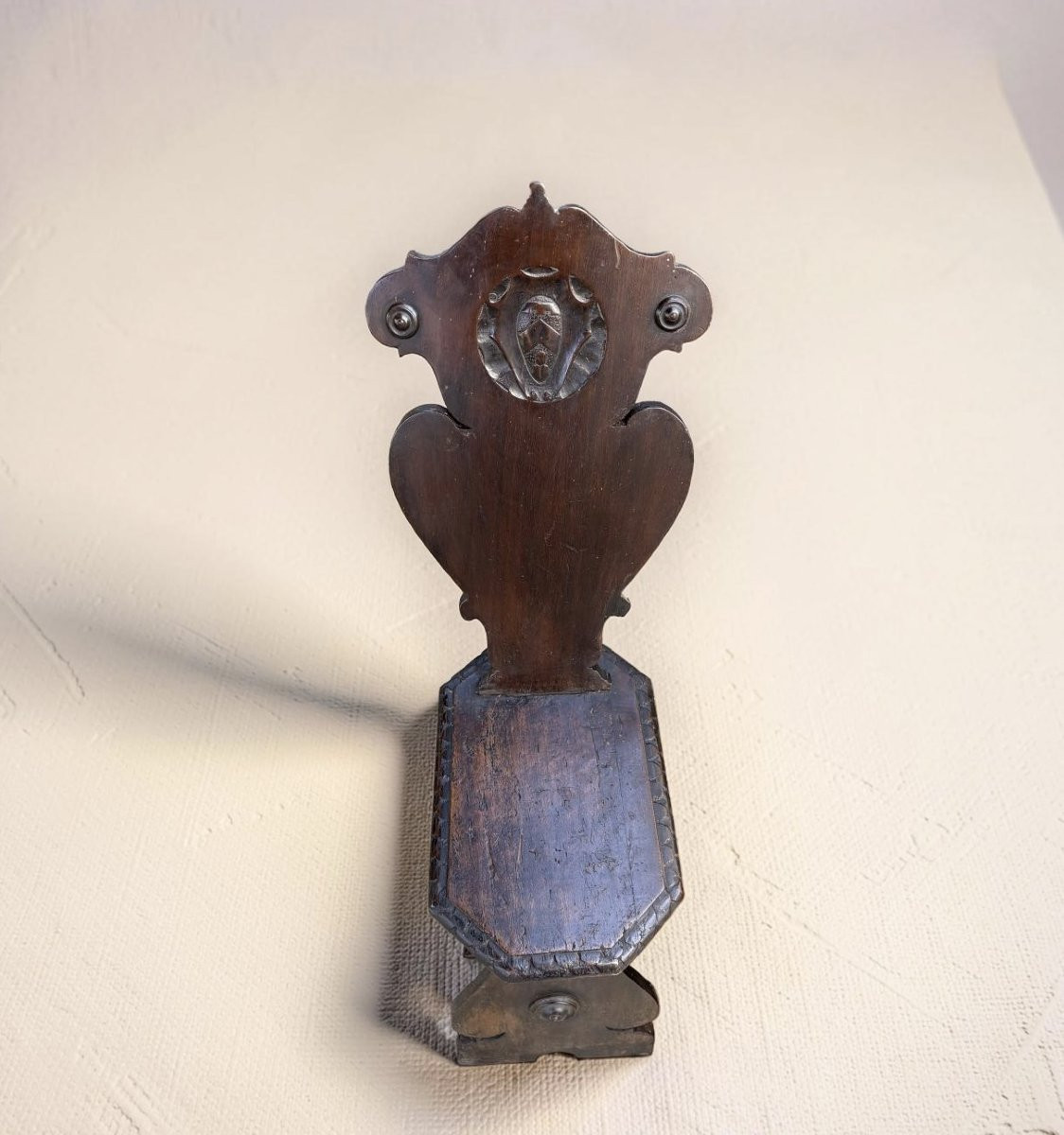 Coppia di Sedie Rinascimentali o Scranni con Stemma -photo-2